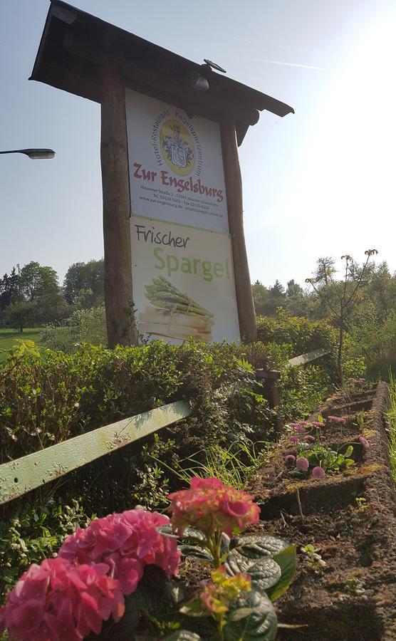 Hotel Zur Engelsburg Hausen-Wied Bagian luar foto